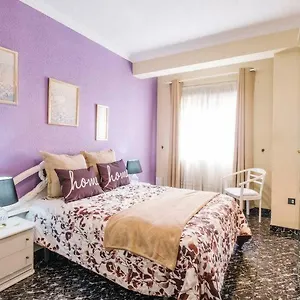 apartamento-centrico.adeje-hotels.com/